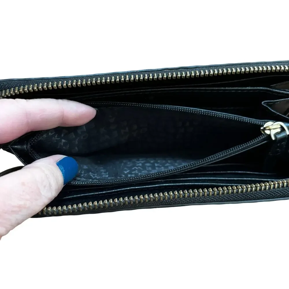 Kate spade new york black quilted leather zip around wallet designer clutch